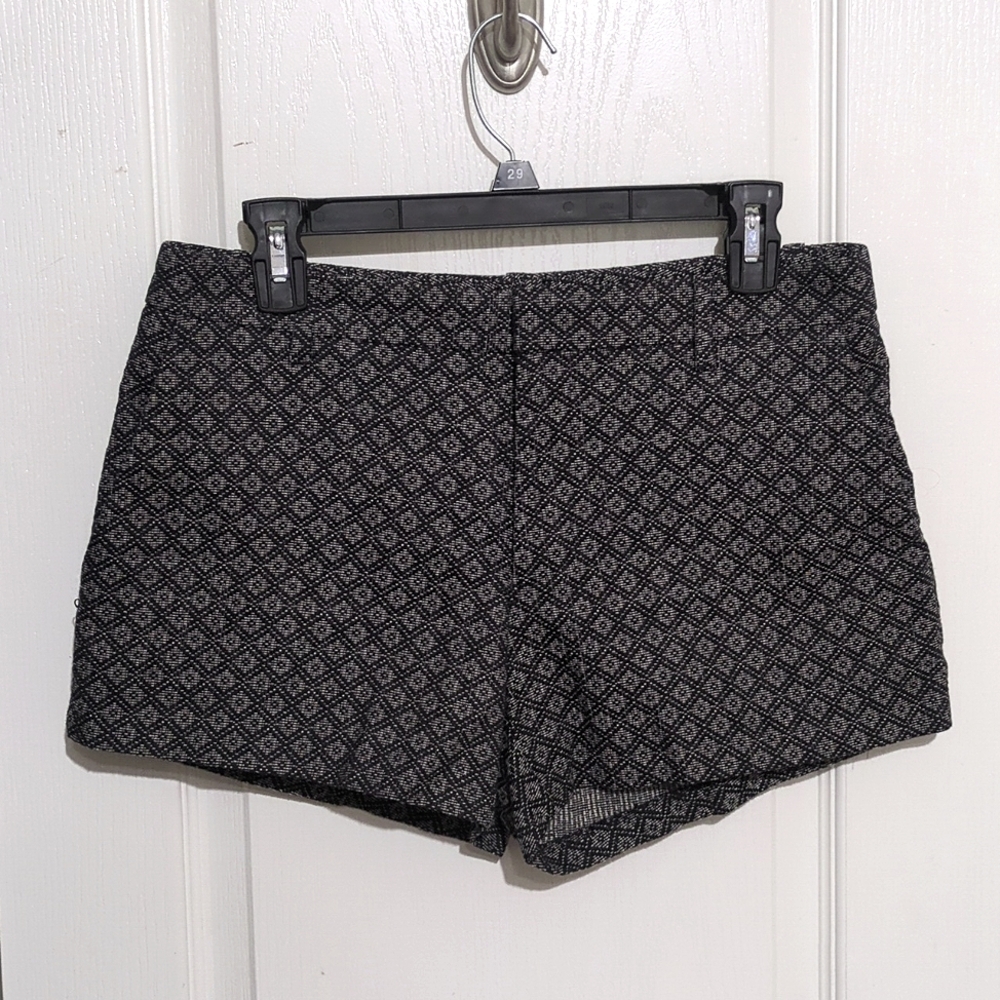 NWT Banana Republic Geoprint shorts